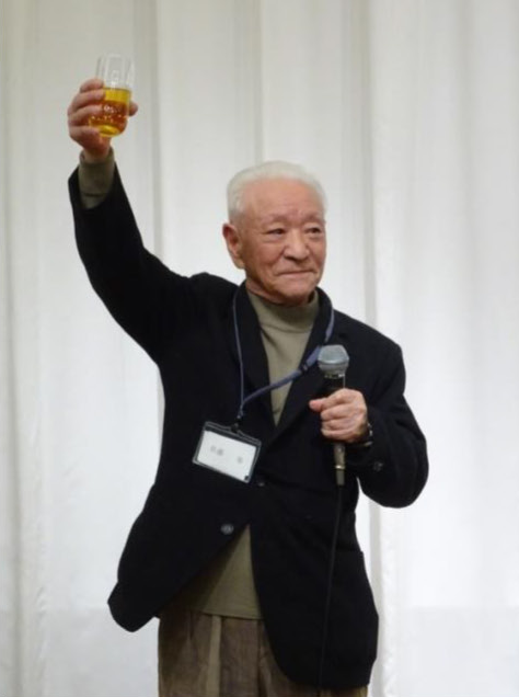 米寿祝いの佐藤等さん 乾杯のご発声