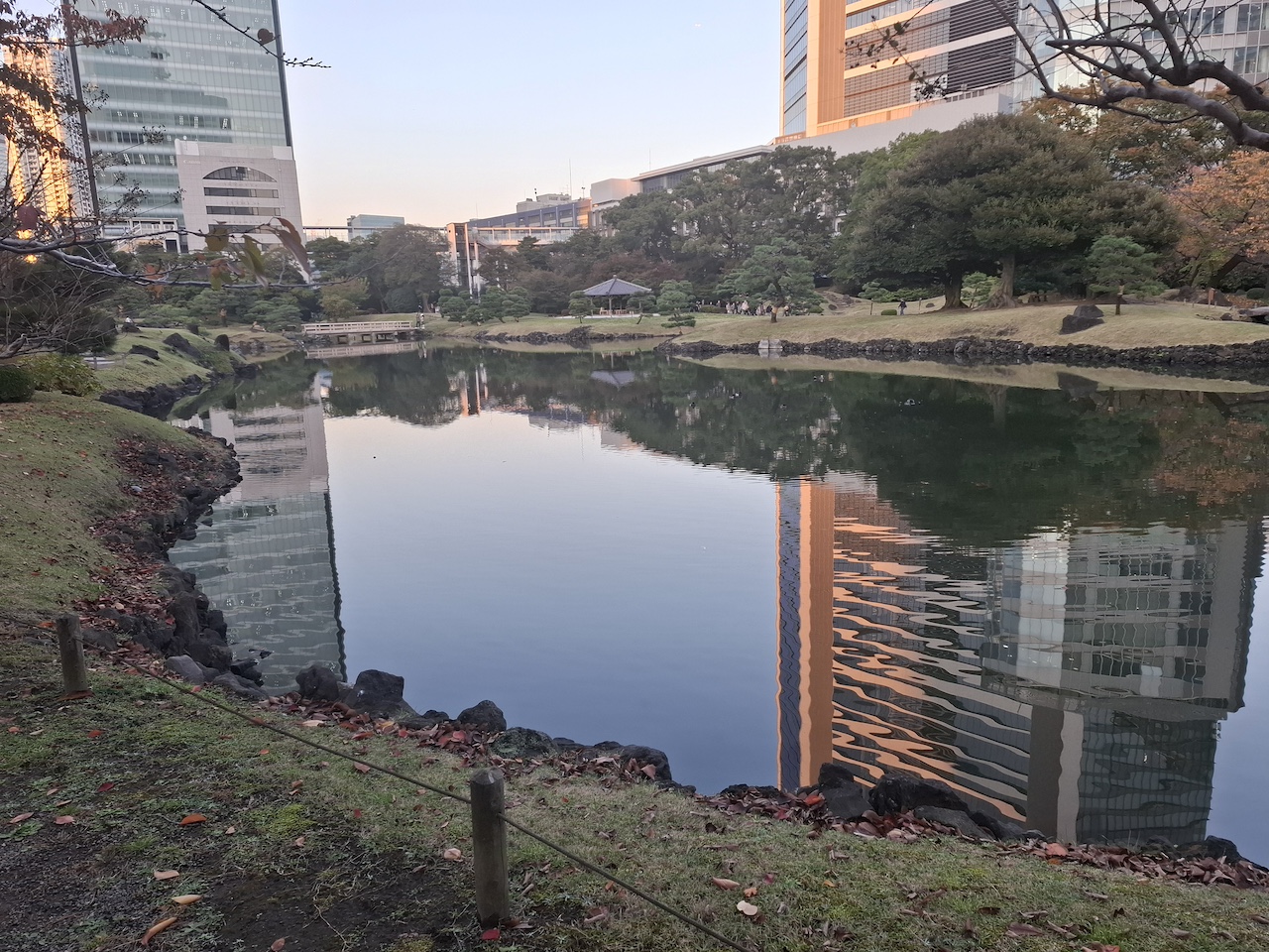 16時を過ぎると日暮れの雰囲気